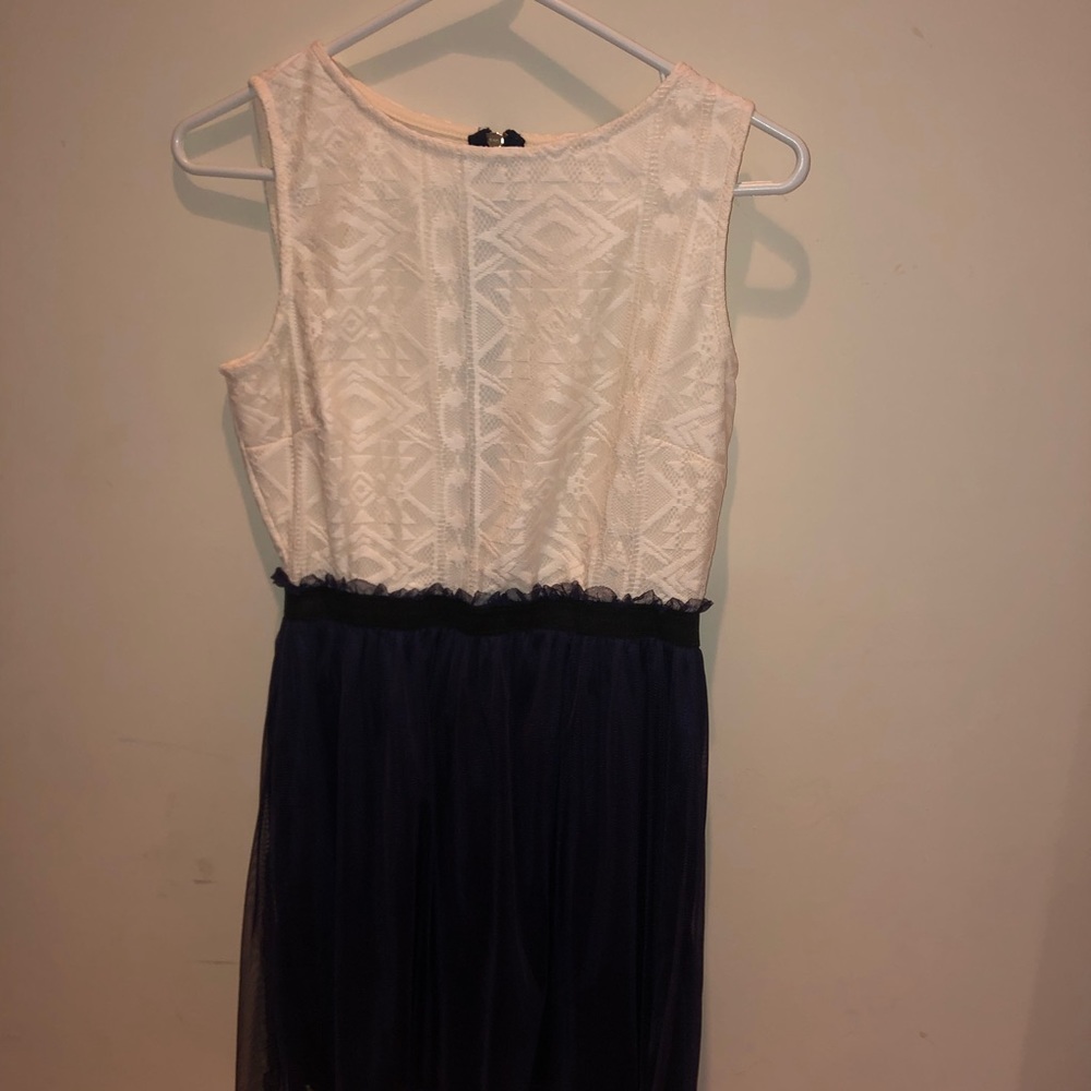 Modest 2 color split dress
